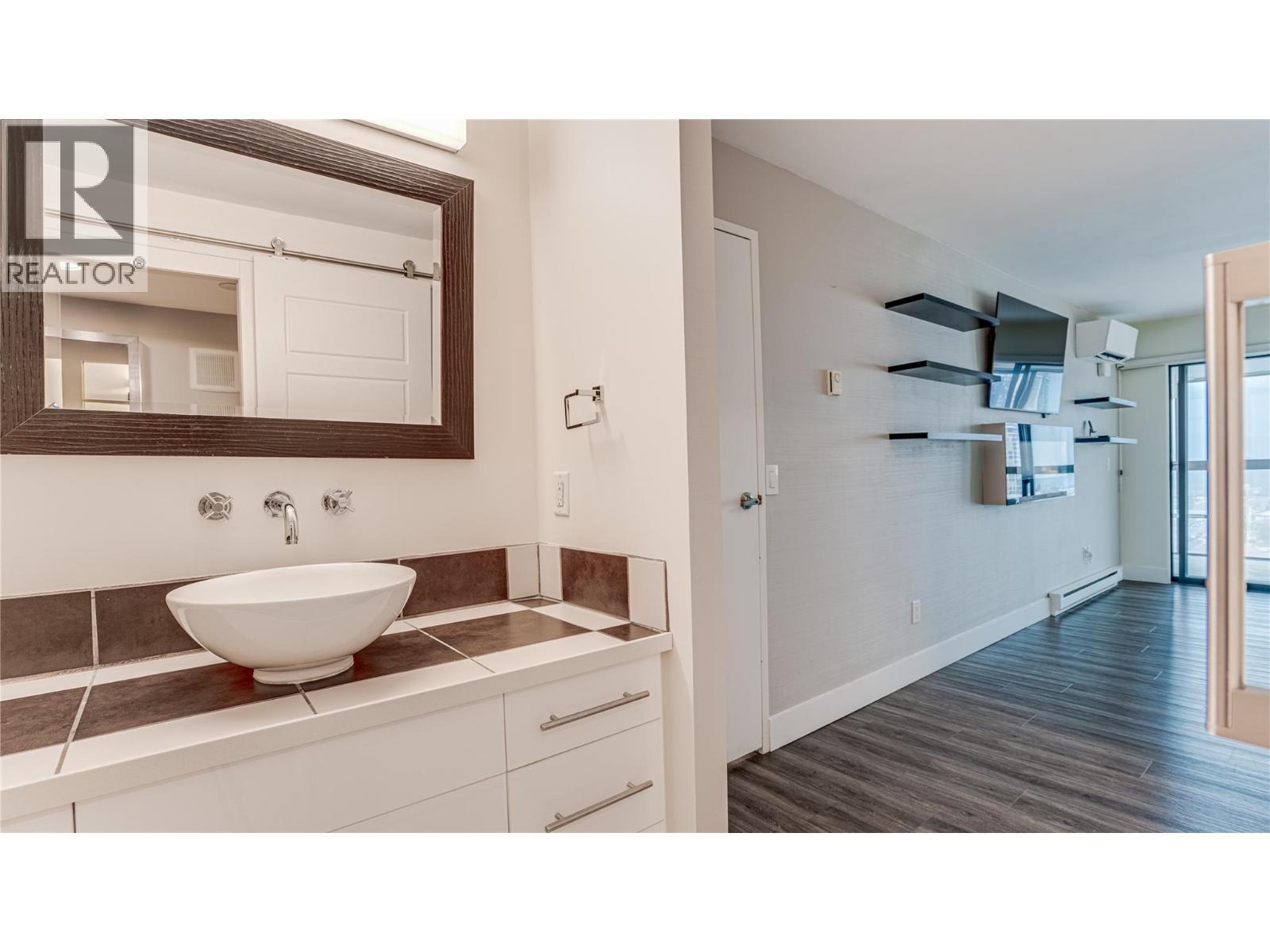 737 Leon Avenue Unit# 1401, Kelowna, British Columbia  V1Y 8L6 - Photo 28 - 10396434