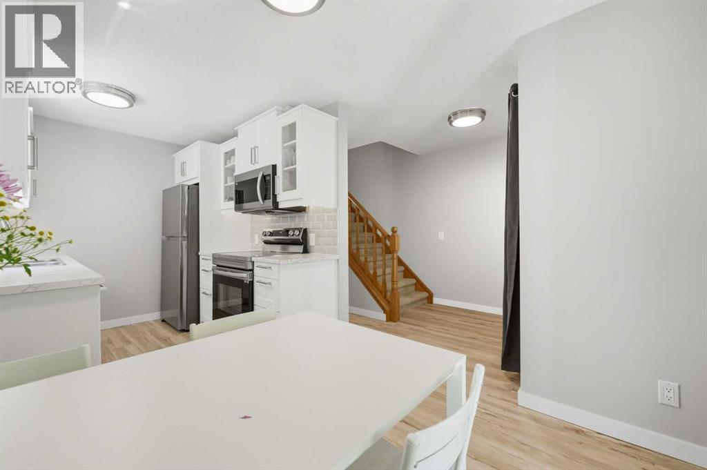 6 Mckernan Place SE, Calgary, Alberta  T2Z 1T1 - Photo 8 - A2300140