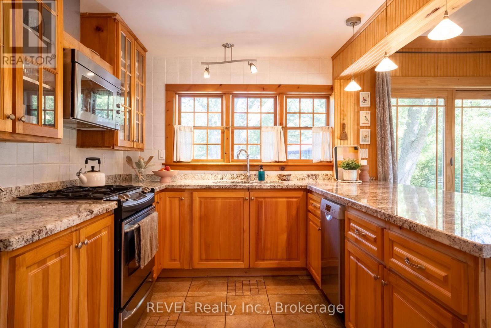 60 Bernard Avenue, Fort Erie, Ontario  L0S 1N0 - Photo 20 - X13710908