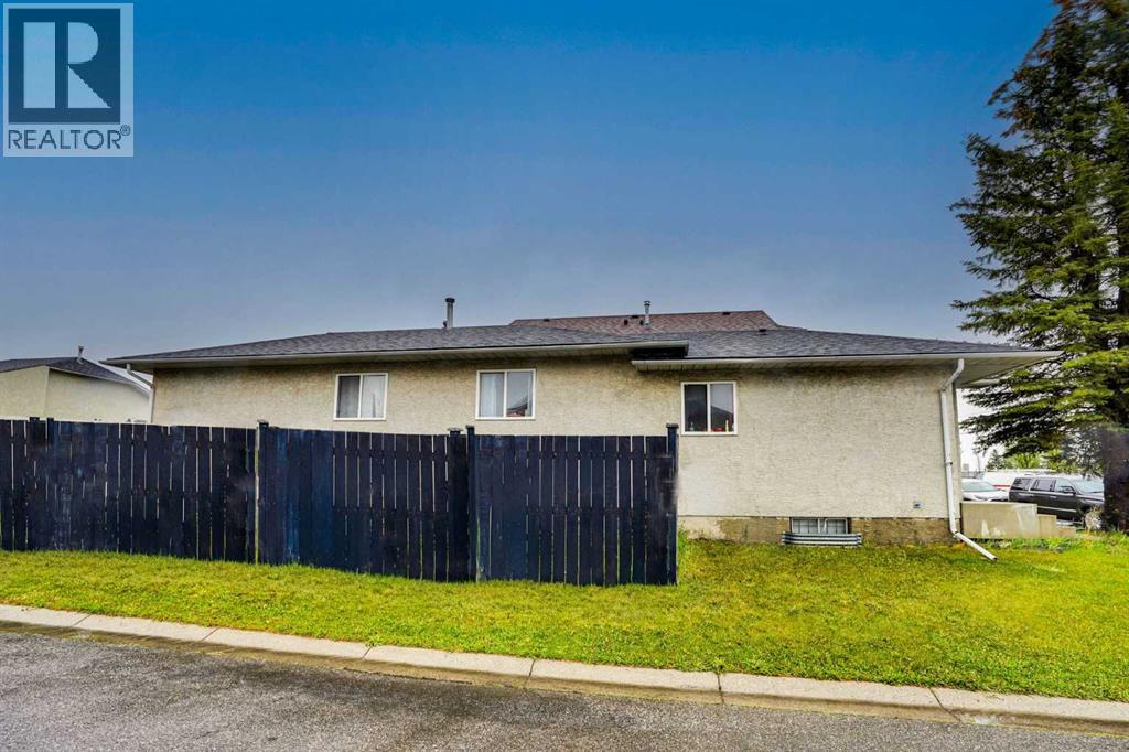 133 Martinglen Way Ne, Calgary, Alberta  T3J 3J1 - Photo 44 - A2316565