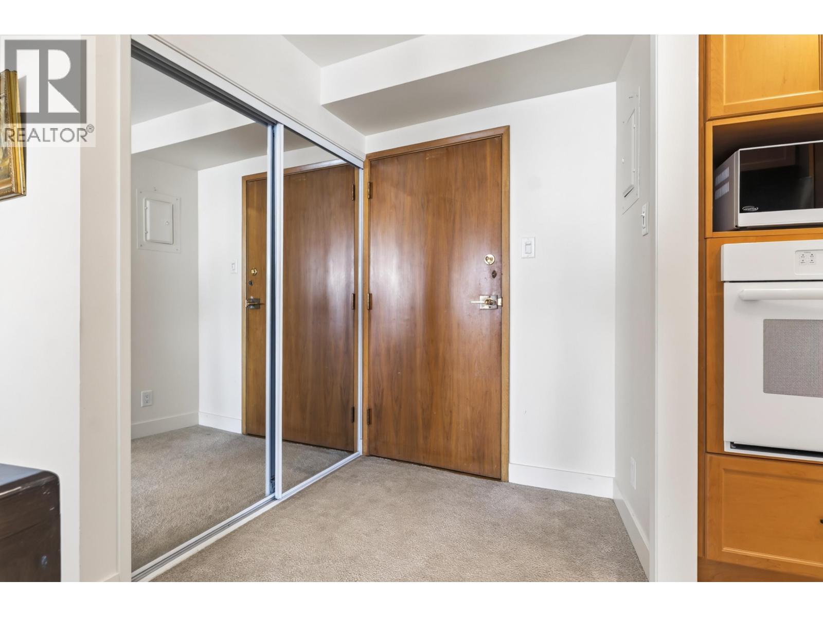 502 2135 Argyle Avenue, West Vancouver, British Columbia  V7V 1A5 - Photo 5 - R3158558