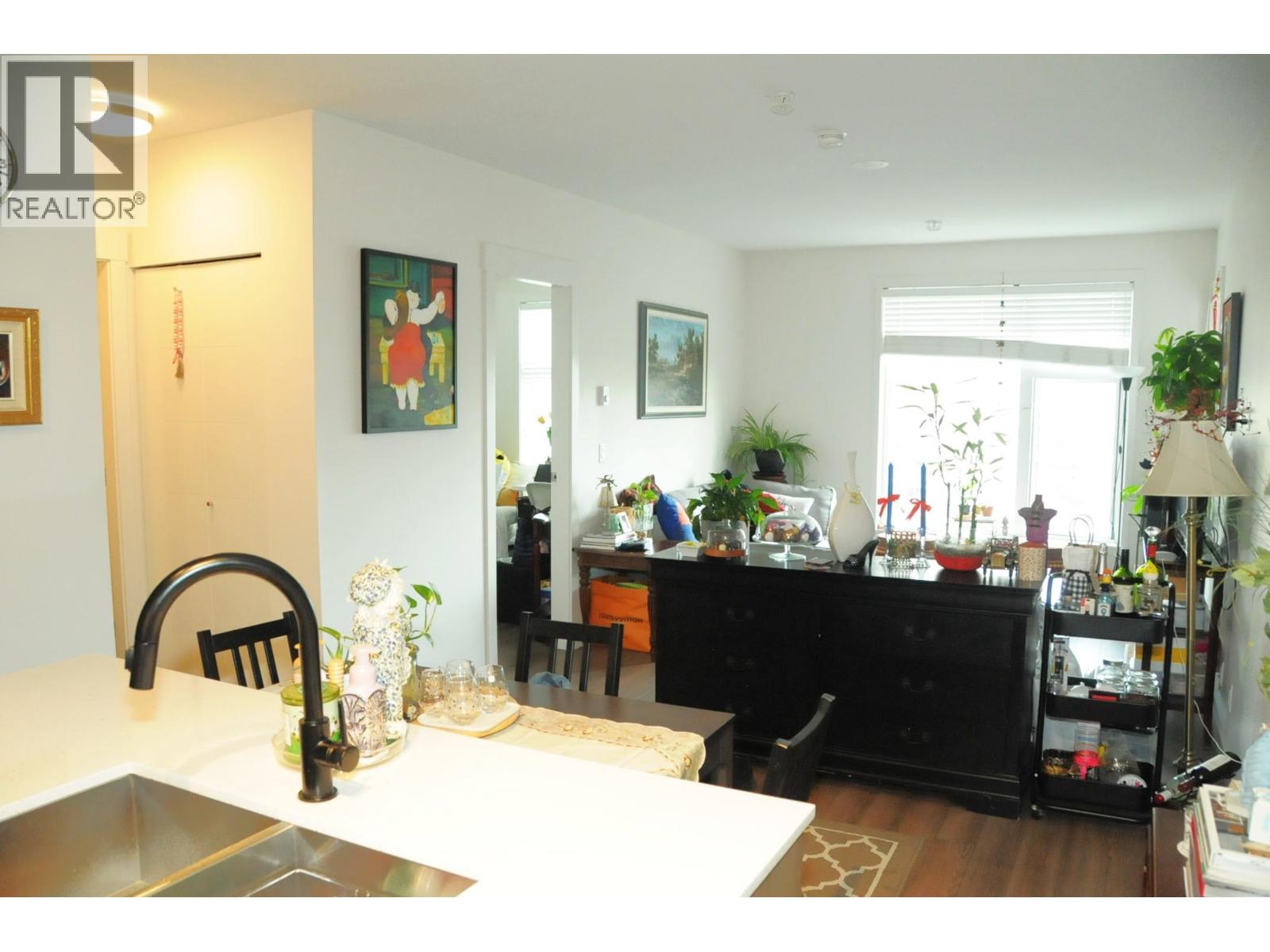 307 1012 Auckland Street, New Westminster, British Columbia  V3M 0M3 - Photo 11 - R3158577