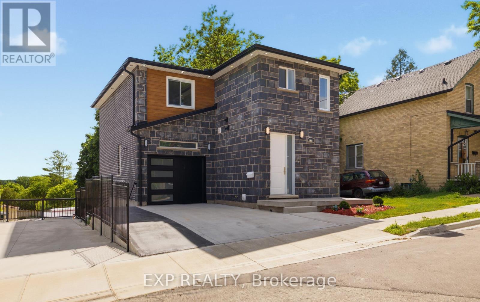 129 ST GEORGE STREET, Kitchener, Ontario
