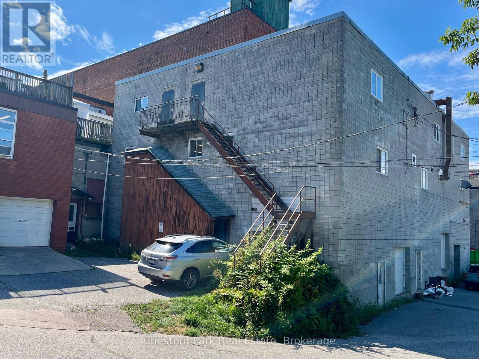 29 Manitoba Street, Bracebridge, Ontario P1L 1S4 - Photo 4 - X13710946