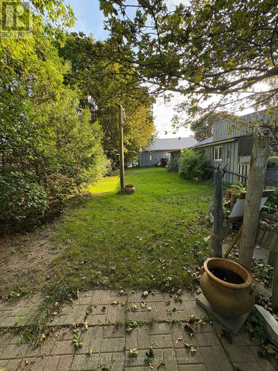 370 Foster Street, Wellington North, Ontario  N0G 2L1 - Photo 12 - X13710978