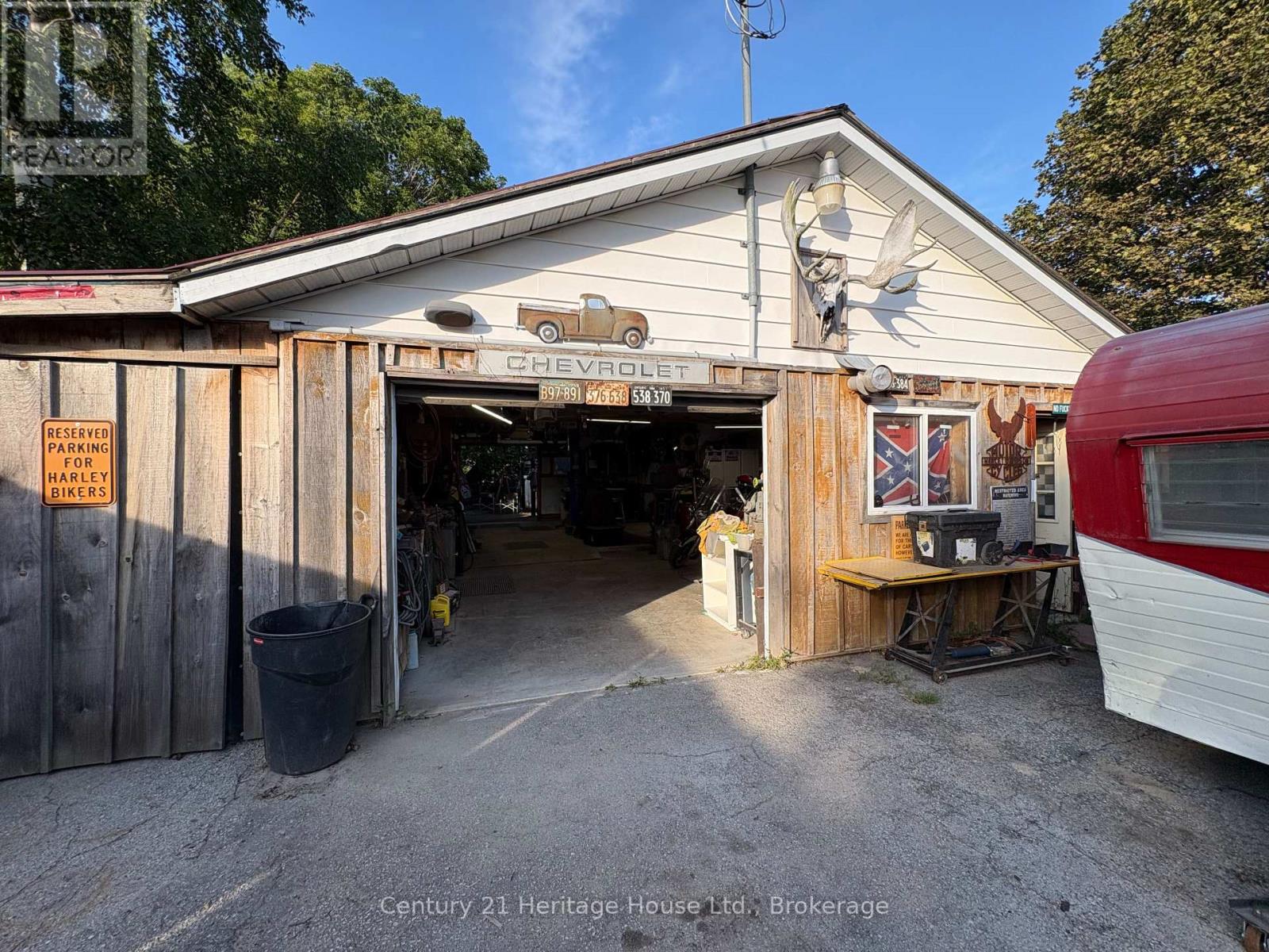 370 Foster Street, Wellington North, Ontario  N0G 2L1 - Photo 6 - X13710978