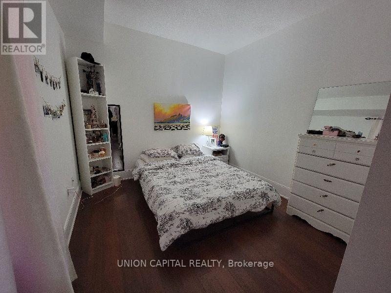 832 - 560 Front Street W, Toronto, Ontario  M5V 1C1 - Photo 4 - C13710934