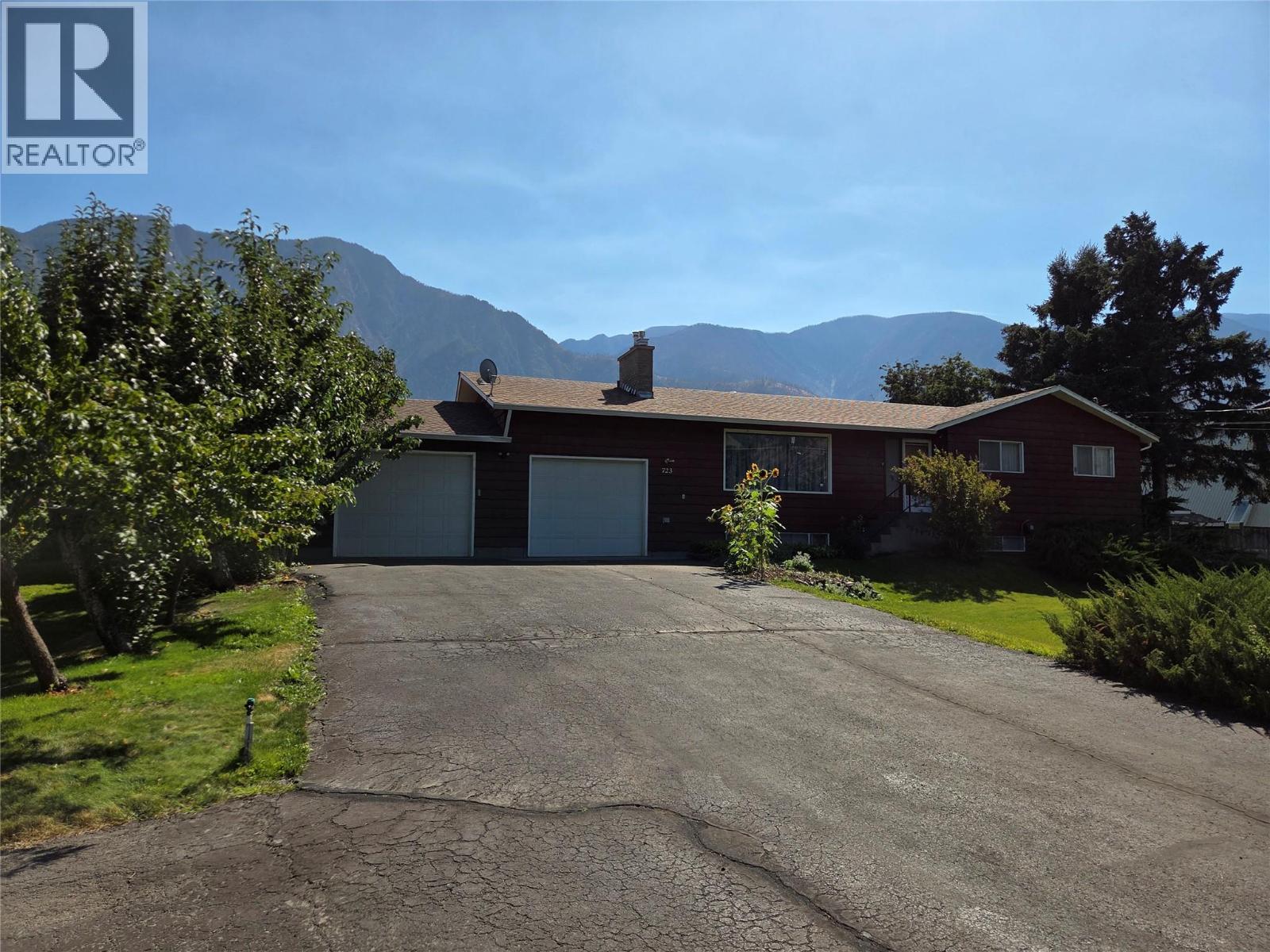 723 3rd Avenue, Keremeos, British Columbia  V0X 1N2 - Photo 36 - 10384153