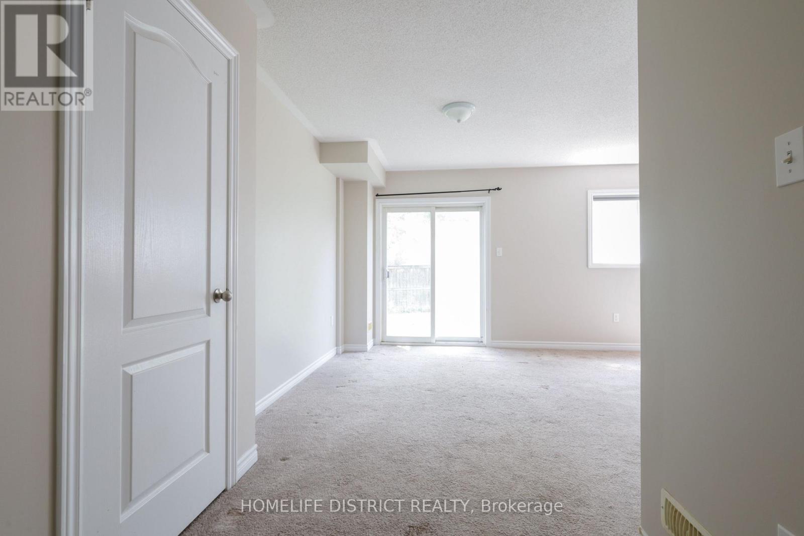 14 Katerson Lane, Clarington, Ontario  L1E 0E9 - Photo 4 - E13710918