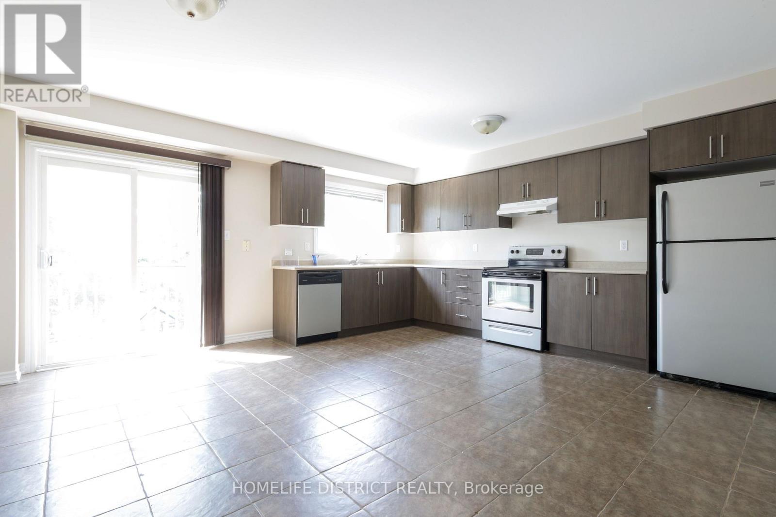 14 Katerson Lane, Clarington, Ontario  L1E 0E9 - Photo 6 - E13710918