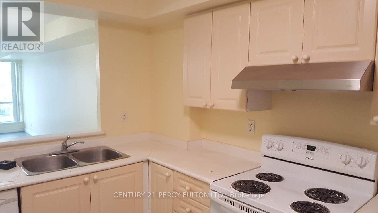 1103 - 18 Lee Centre Drive, Toronto, Ontario M1H 3H5 - Photo 7 - E13710932