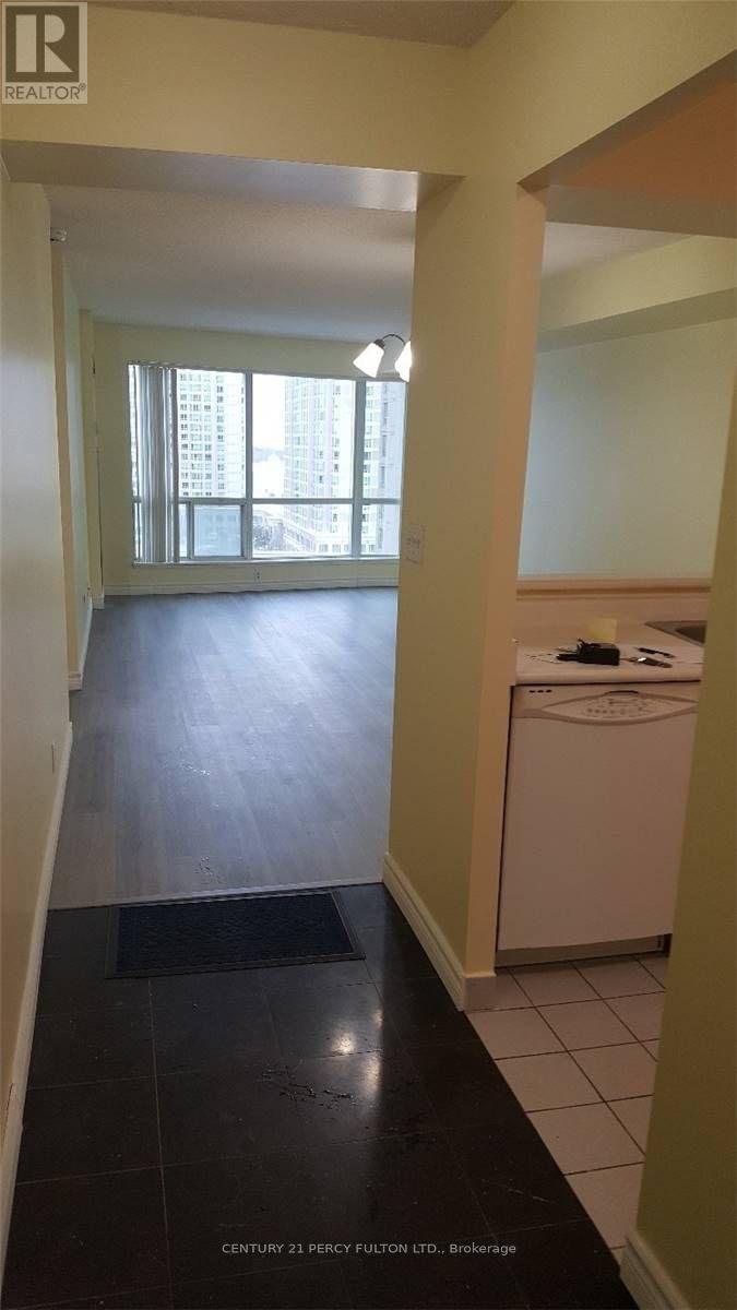 1103 - 18 Lee Centre Drive, Toronto, Ontario M1H 3H5 - Photo 9 - E13710932