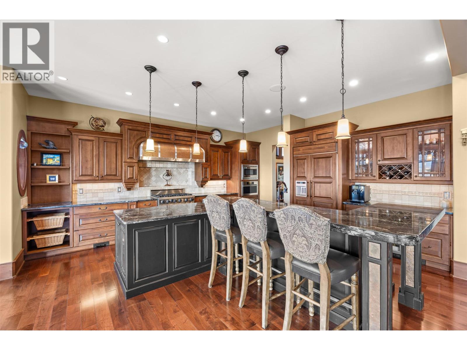 2449 Selkirk Drive, Kelowna, British Columbia  V1V 2R7 - Photo 21 - 10389851