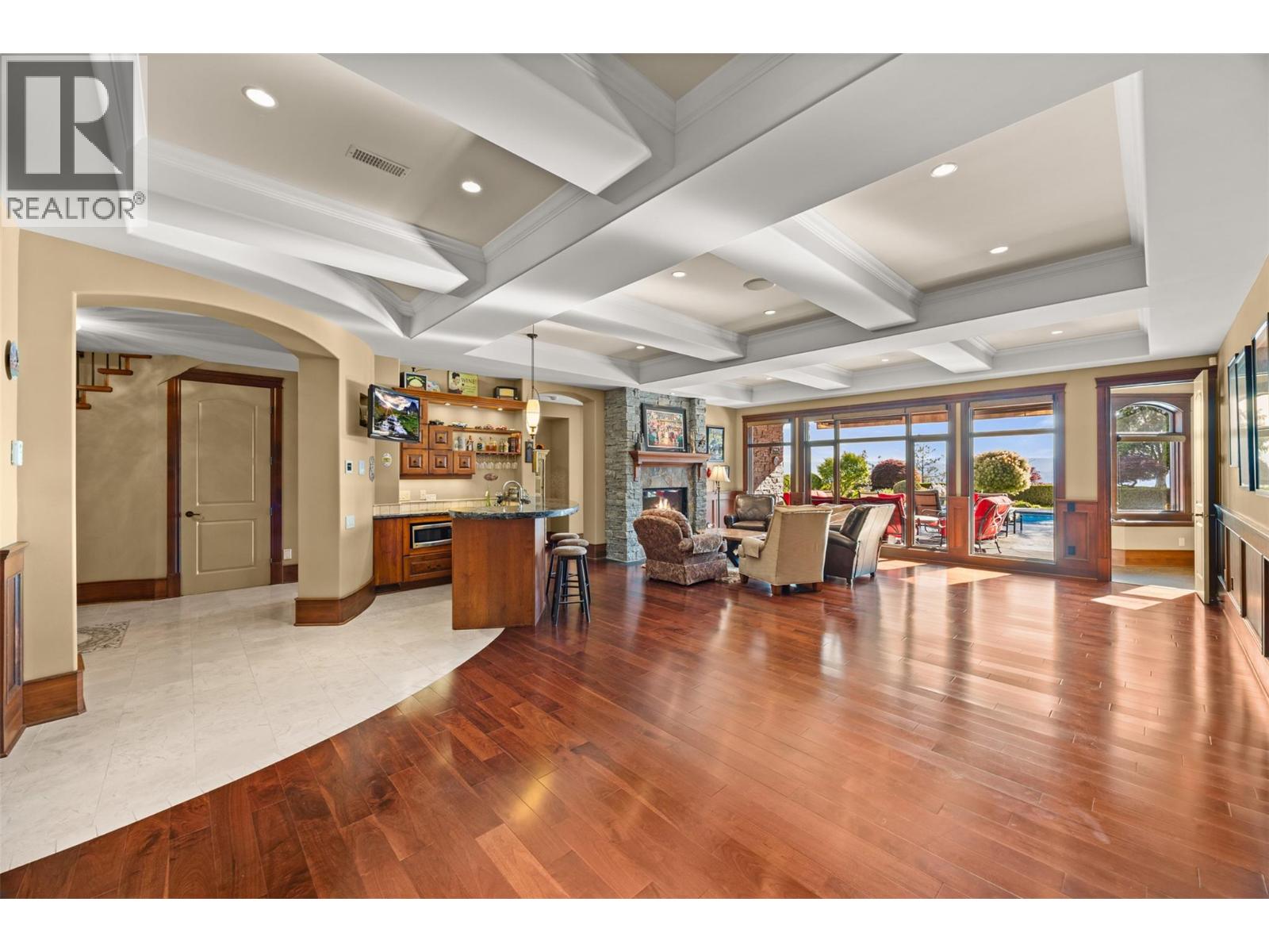 2449 Selkirk Drive, Kelowna, British Columbia  V1V 2R7 - Photo 50 - 10389851