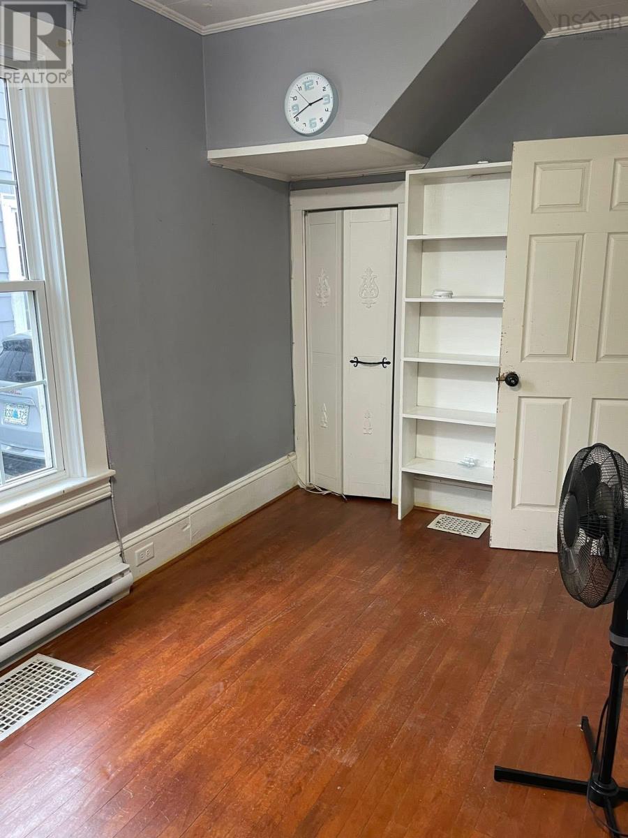 40 King Street, Truro, Nova Scotia  B2N 3K6 - Photo 9 - 202620304