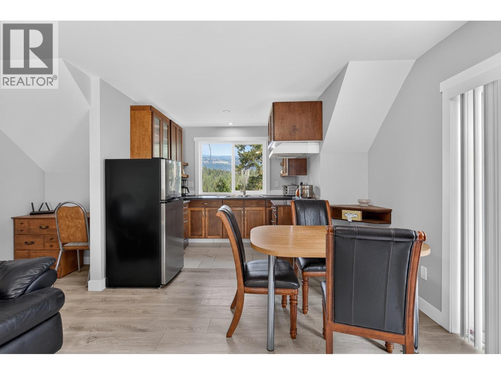 10818 Westshore Road, Vernon, British Columbia  V1H 2C3 - Photo 31 - 10398698