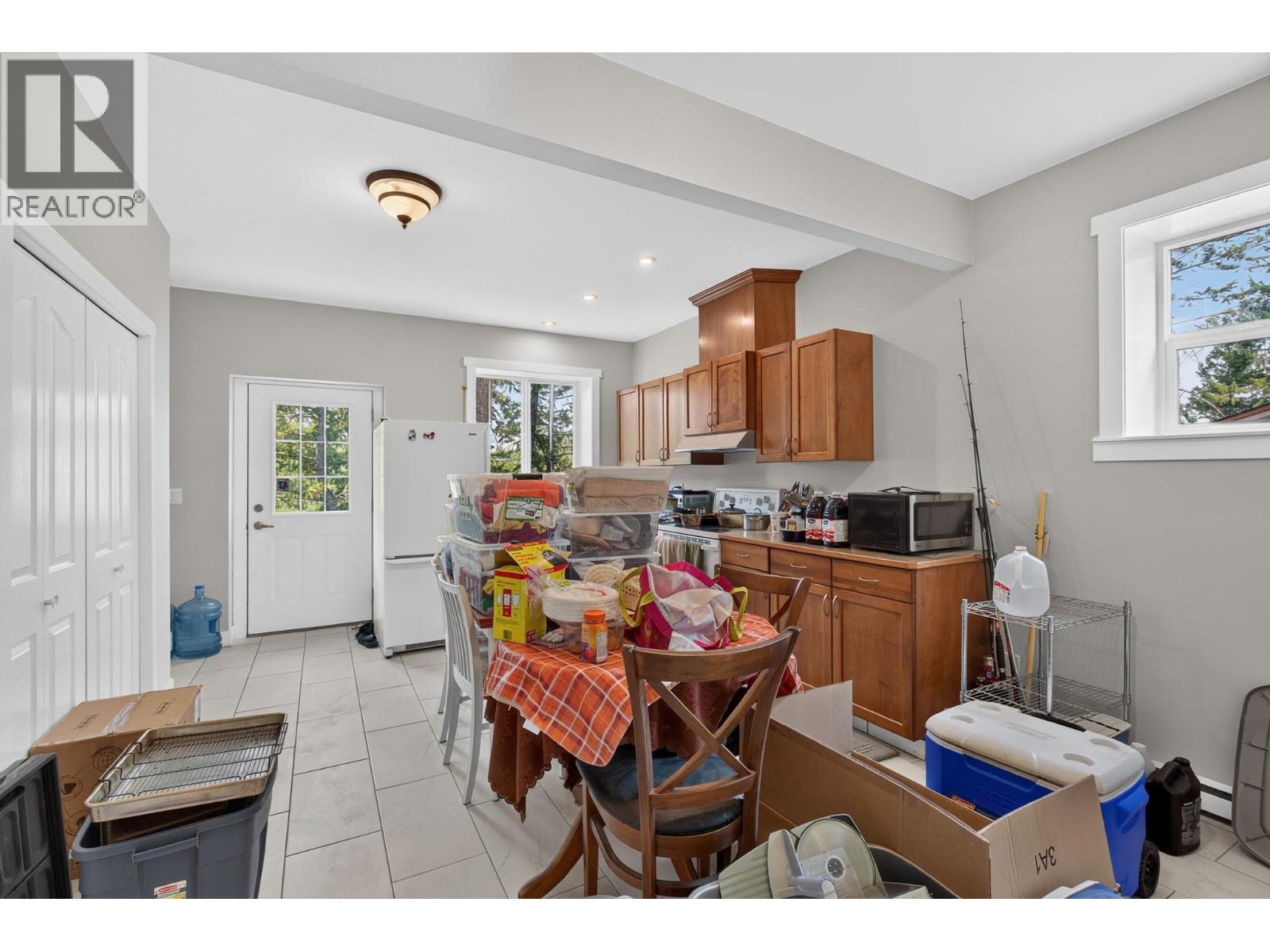 10818 Westshore Road, Vernon, British Columbia  V1H 2C3 - Photo 45 - 10398698