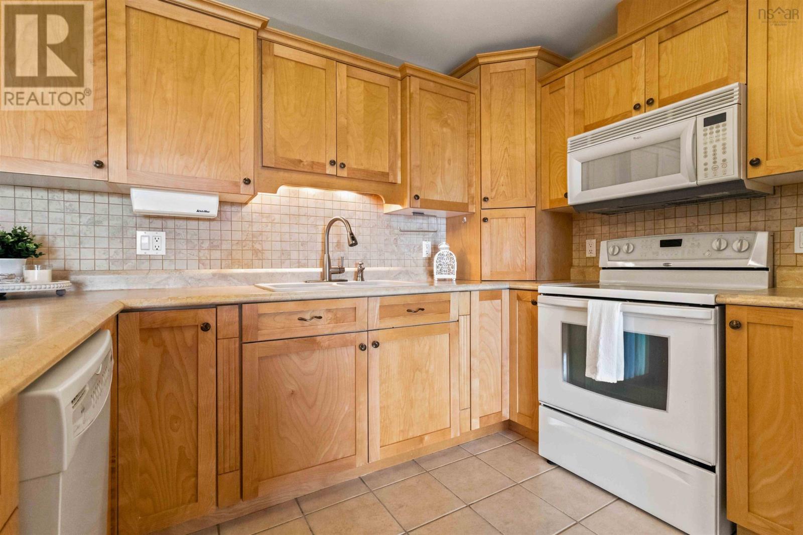 406 77 Russell Lake Drive, Dartmouth, Nova Scotia  B2W 6R8 - Photo 10 - 202621427