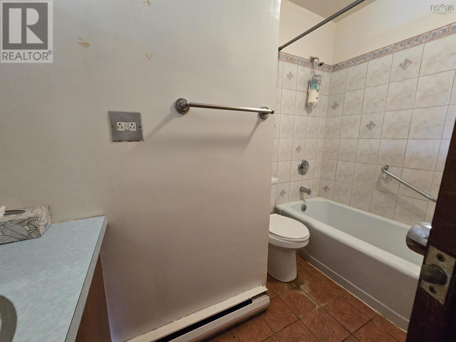 78/80 Glenwood Avenue, Dartmouth, Nova Scotia  B2Y 3G7 - Photo 31 - 202621469