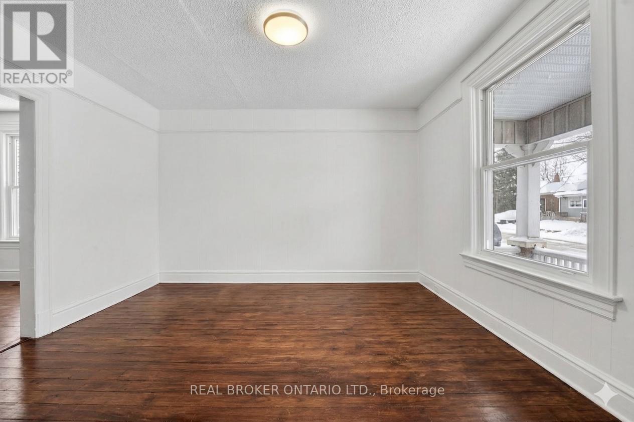 53-55 Wellington Street, Halton Hills, Ontario  L7J 2H1 - Photo 4 - W13710920
