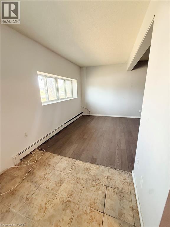 283 Fairway Road N Unit# 90, Kitchener, Ontario N2A 2P1 - Photo 3 - 40855451