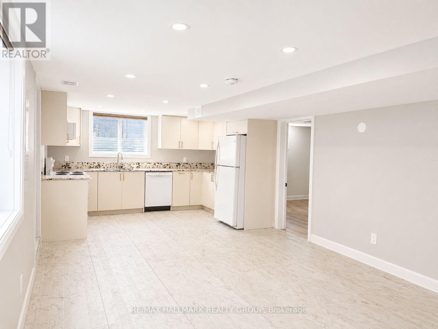 735 Borthwick Avenue, Ottawa, Ontario K1K 2M3 - Photo 4 - X13617864