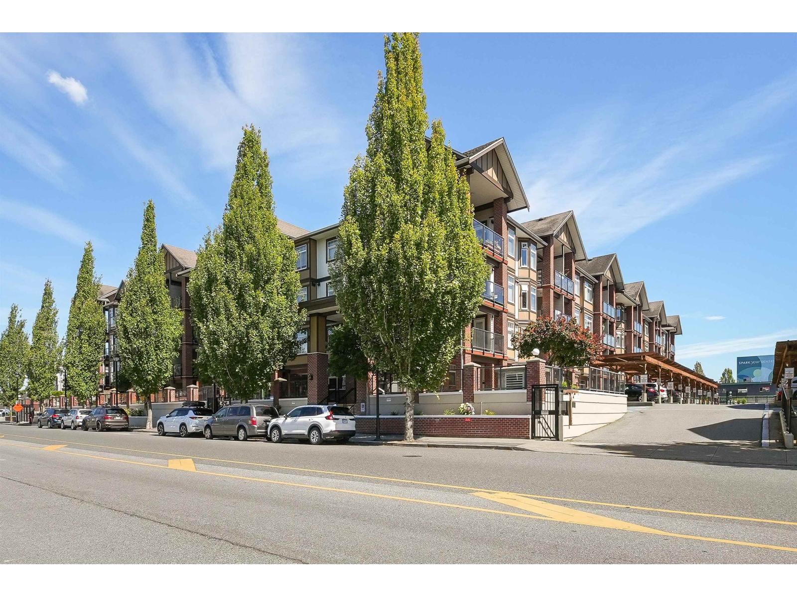 441 5660 201A STREET, Langley, British Columbia
