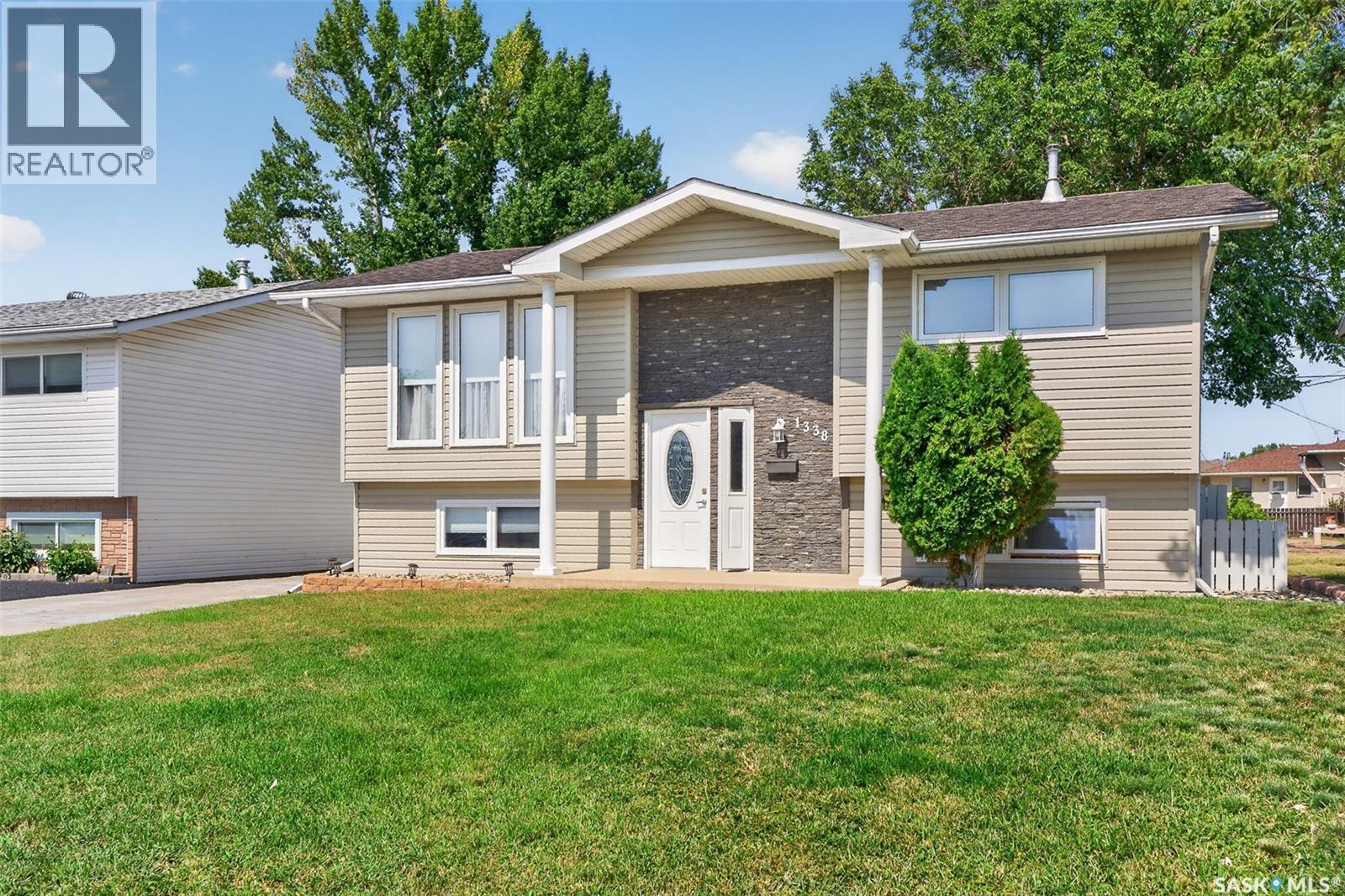 1338 Glendale Street, Moose Jaw, Saskatchewan  S6H 6Y9 - Photo 58 - SK046543
