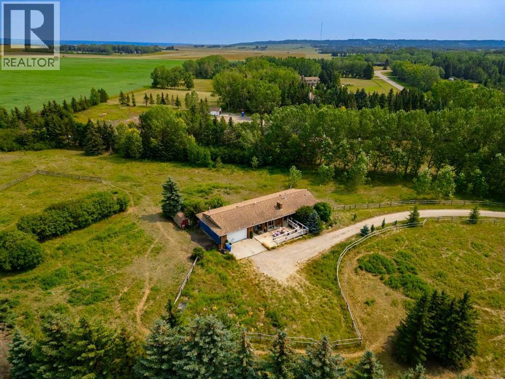 250 Huggard Road, Rural Rocky View County, Alberta  T3Z 2C3 - Photo 5 - A2335996