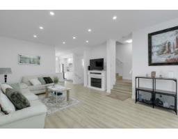 8 10433 158 STREET, Surrey, British Columbia