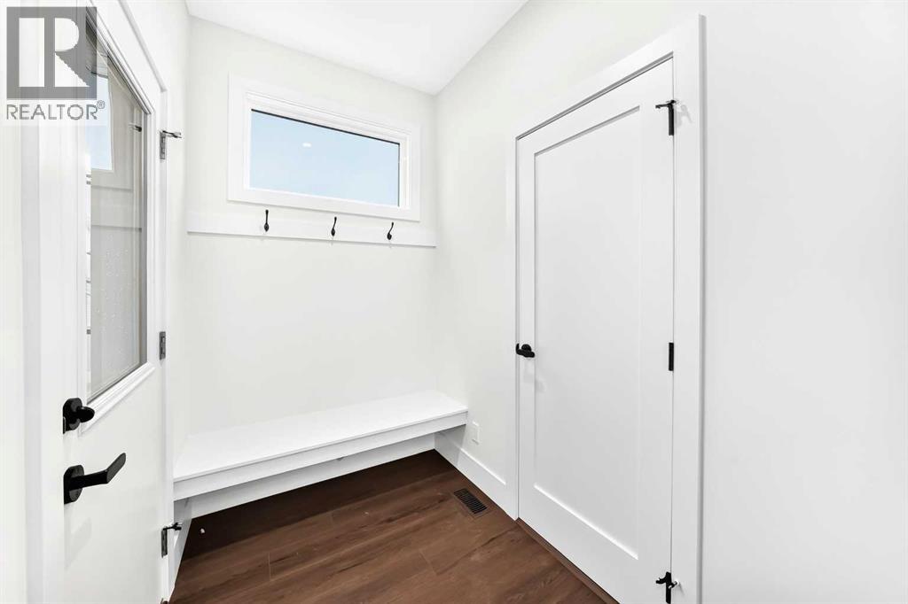 270 Greystone Boulevard, Cochrane, Alberta  T4C 3P2 - Photo 19 - A2336599