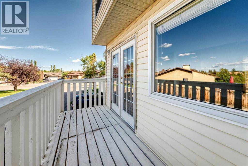 3, 24 Cascade Place, Cochrane, Alberta  T4C 0G6 - Photo 22 - A2338641