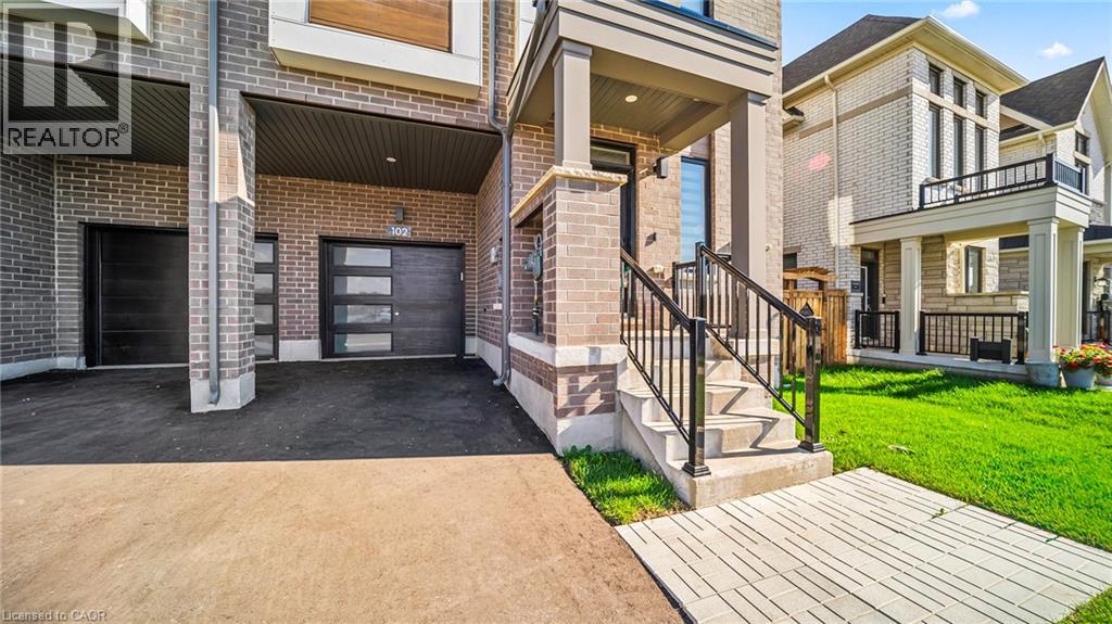 102 Settlers Road E, Oakville, Ontario  L6H 7W5 - Photo 2 - 40858044