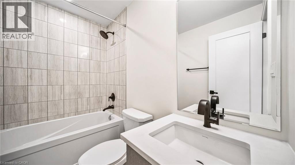102 Settlers Road E, Oakville, Ontario  L6H 7W5 - Photo 30 - 40858044