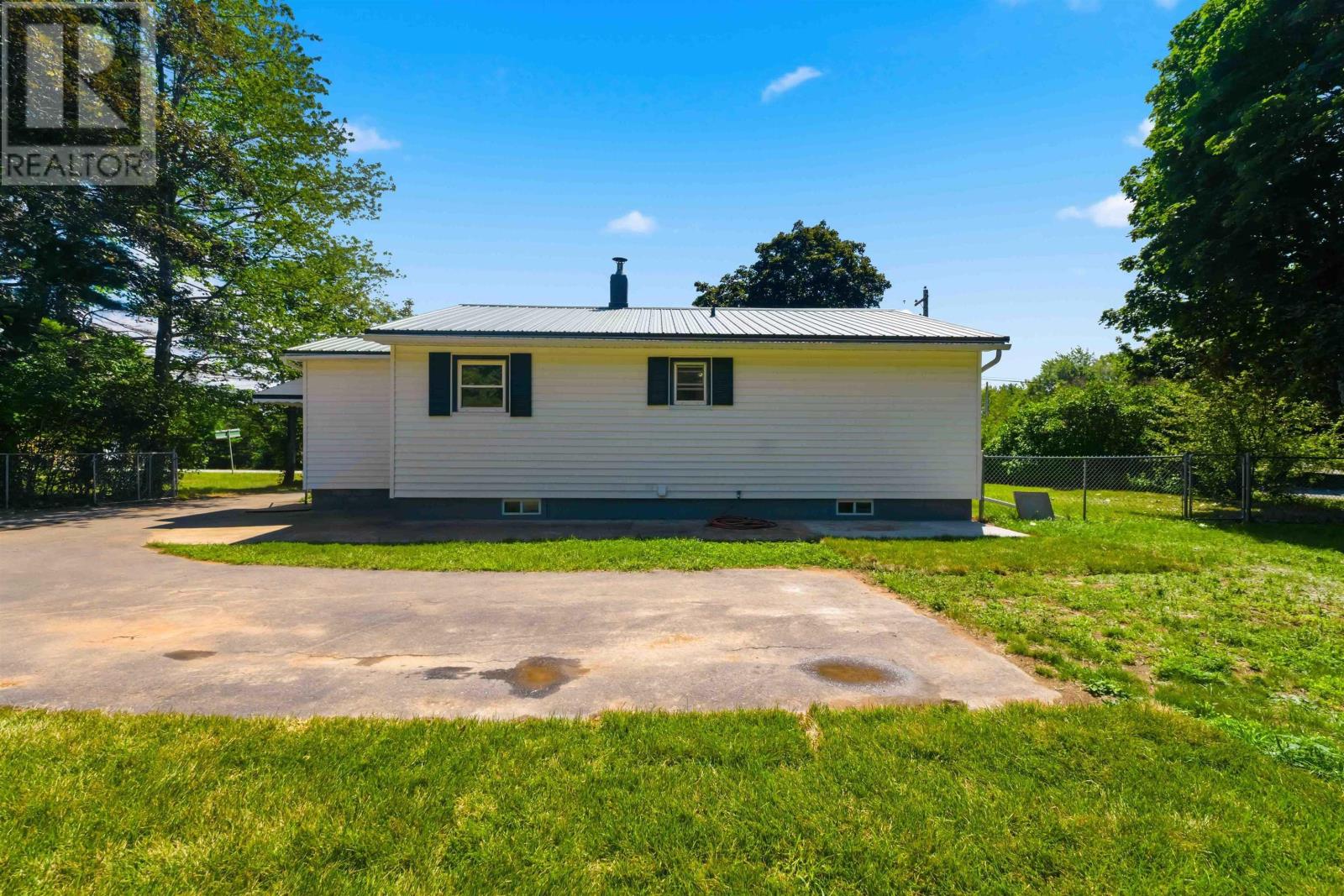 15071 Highway 1, Wilmot, Nova Scotia  B0P 1W0 - Photo 46 - 202621475