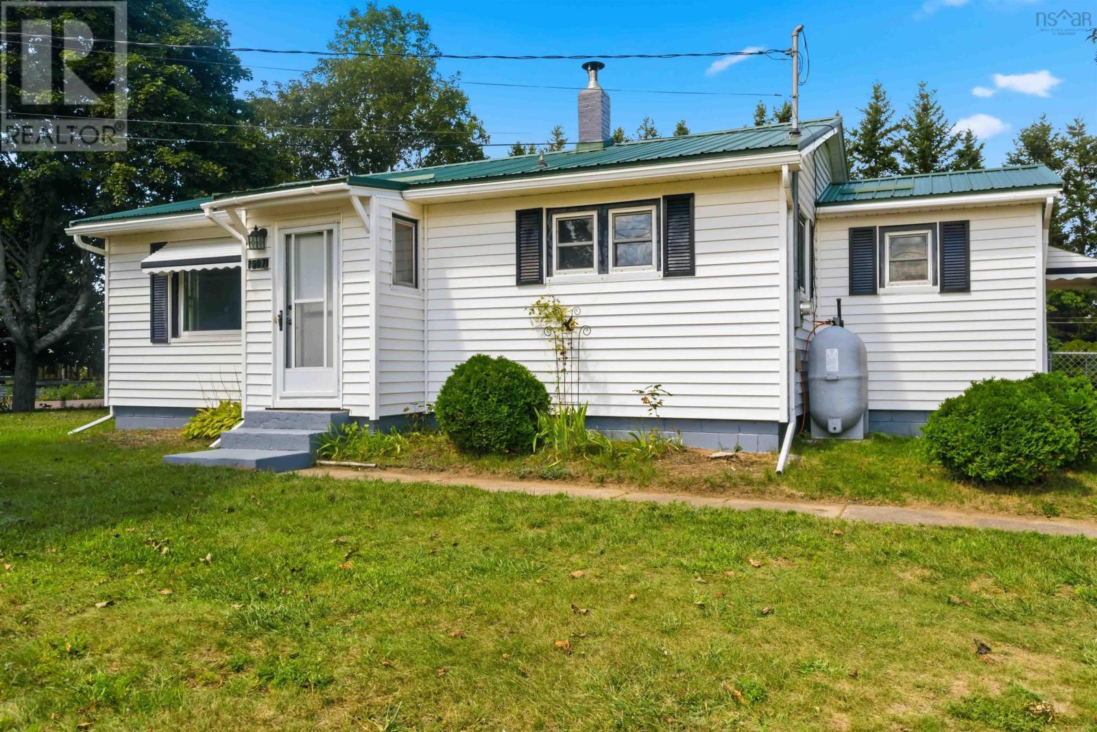 15071 Highway 1, Wilmot, Nova Scotia  B0P 1W0 - Photo 9 - 202621475