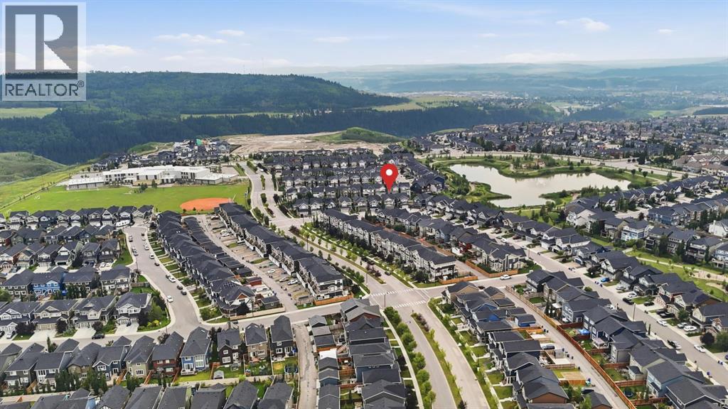 27 Sundown Way, Cochrane, Alberta  T4C 2M4 - Photo 6 - A2335679
