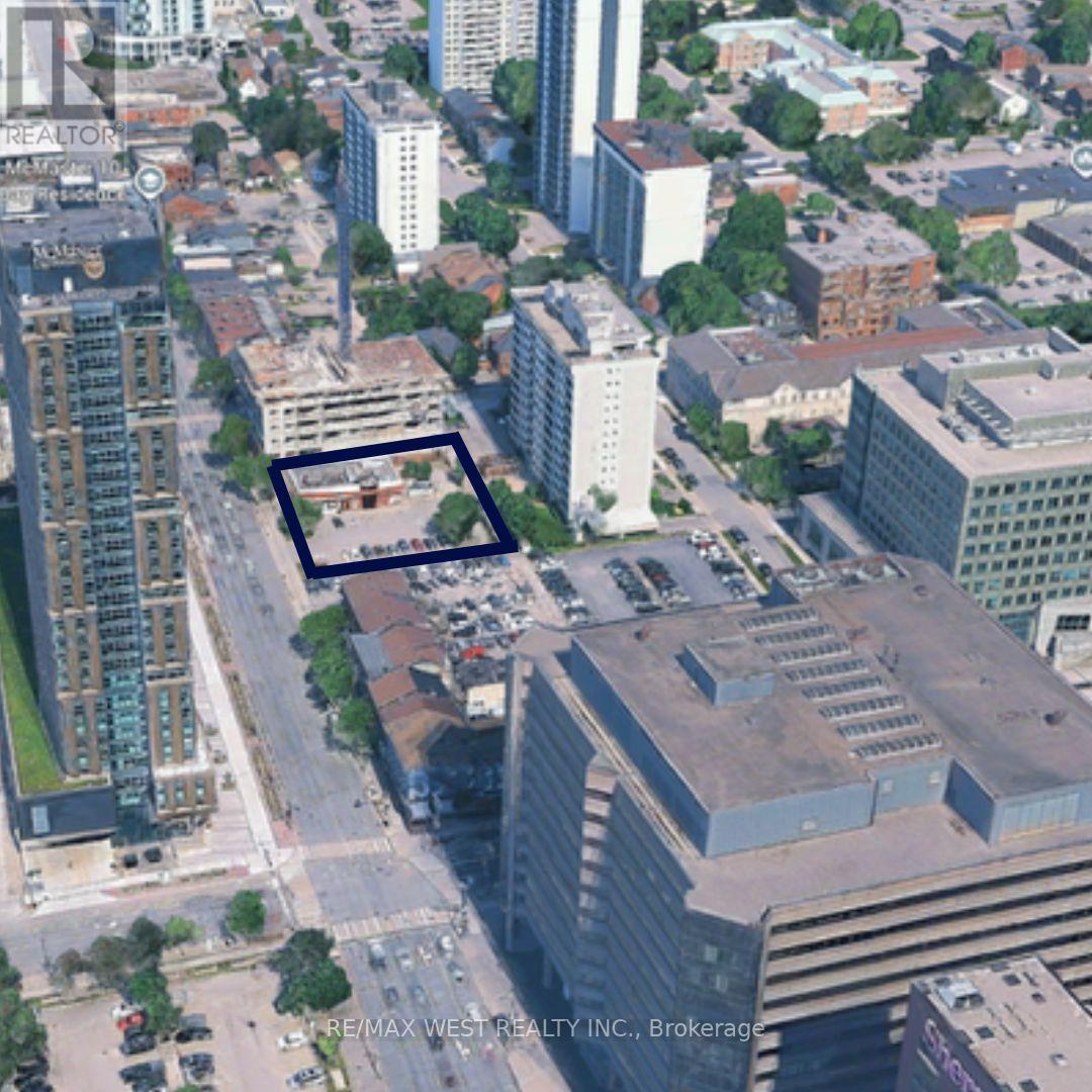 196 KING STREET W, Hamilton, Ontario