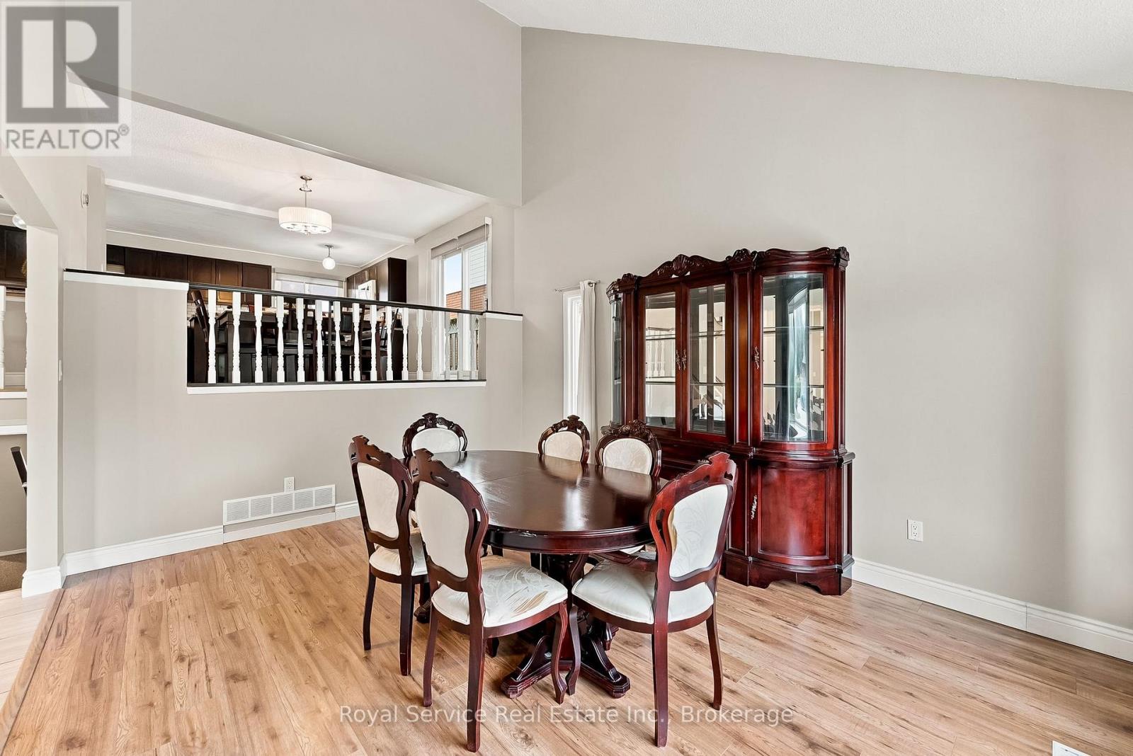 640 Hillcroft Street, Oshawa, Ontario  L1G 7K6 - Photo 10 - E13711078