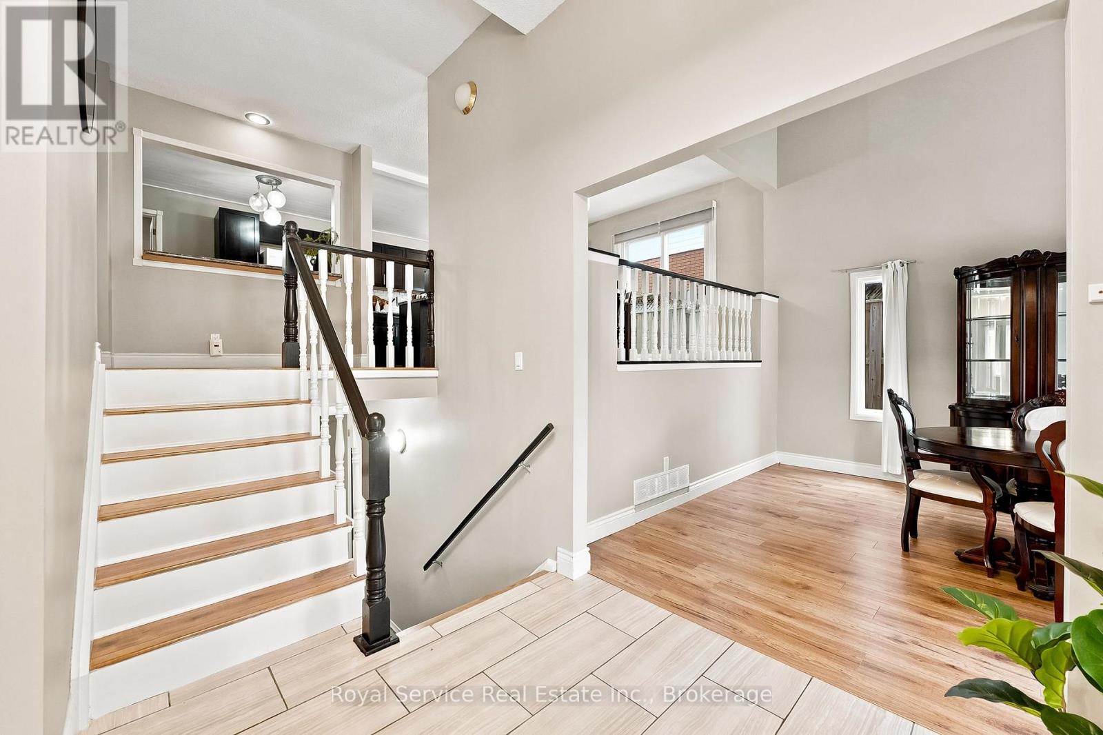 640 Hillcroft Street, Oshawa, Ontario  L1G 7K6 - Photo 7 - E13711078