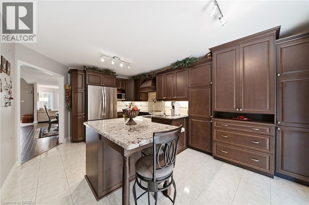 37 Mc Intosh Court, Brantford, Ontario  N3R 7Y1 - Photo 11 - 40855269