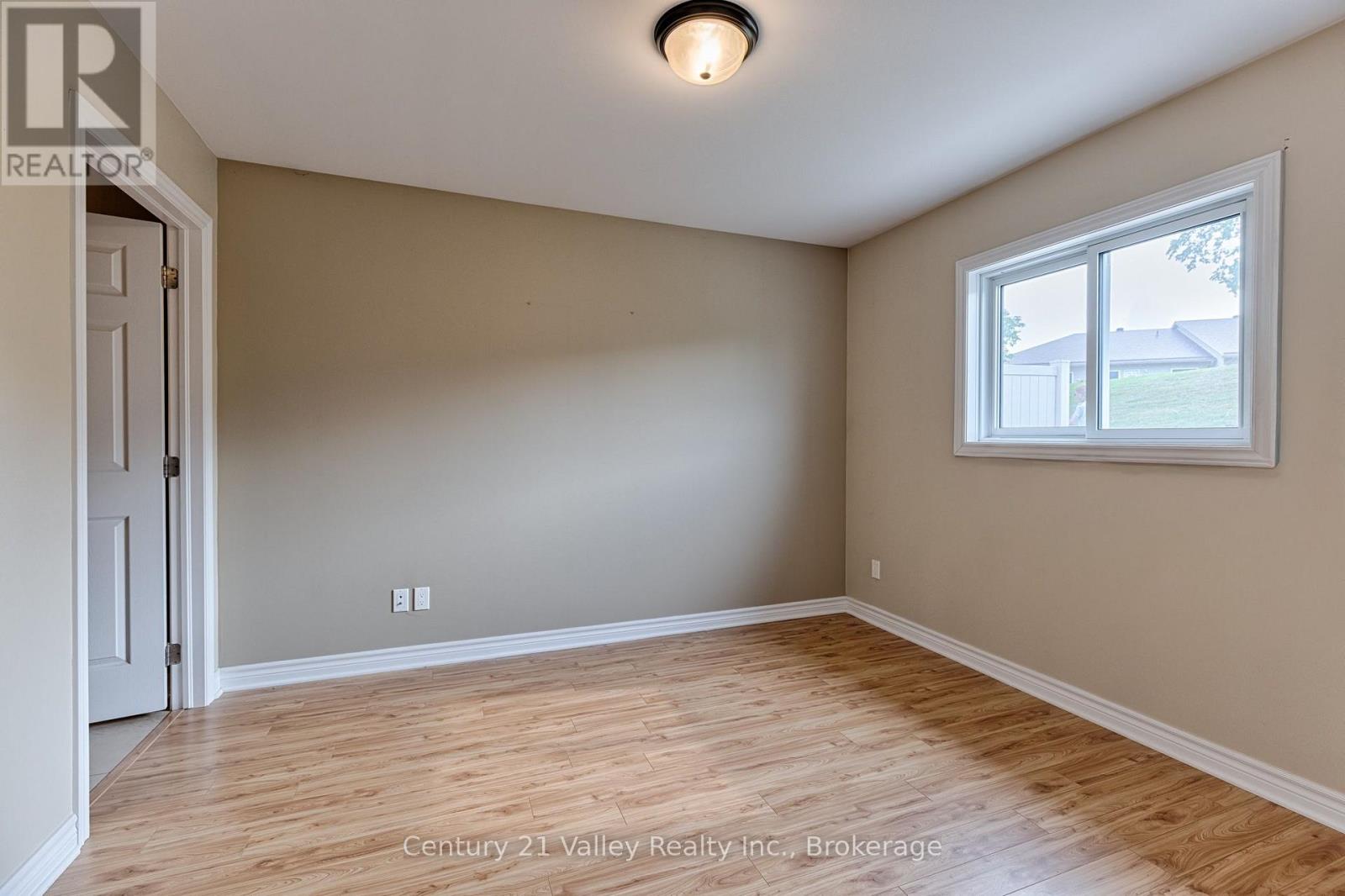 528b Wellington Street, Bonnechere Valley, Ontario  K0J 1T0 - Photo 18 - X13711016