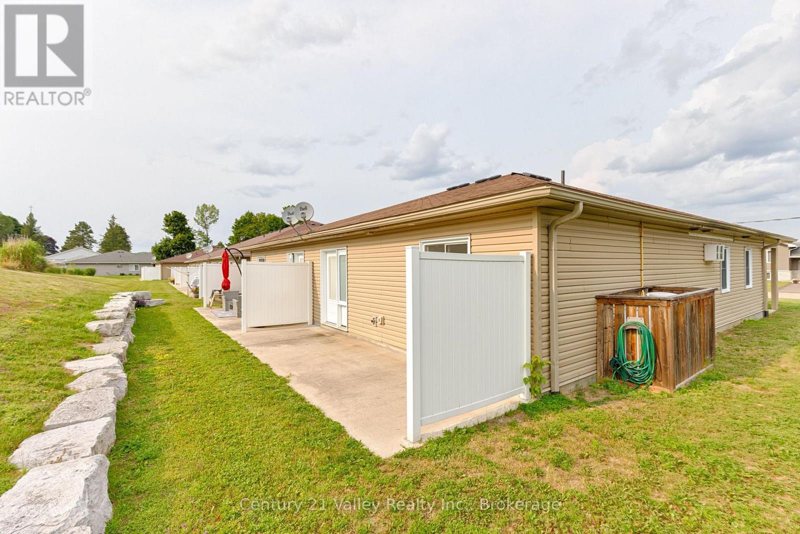 528b Wellington Street, Bonnechere Valley, Ontario  K0J 1T0 - Photo 23 - X13711016