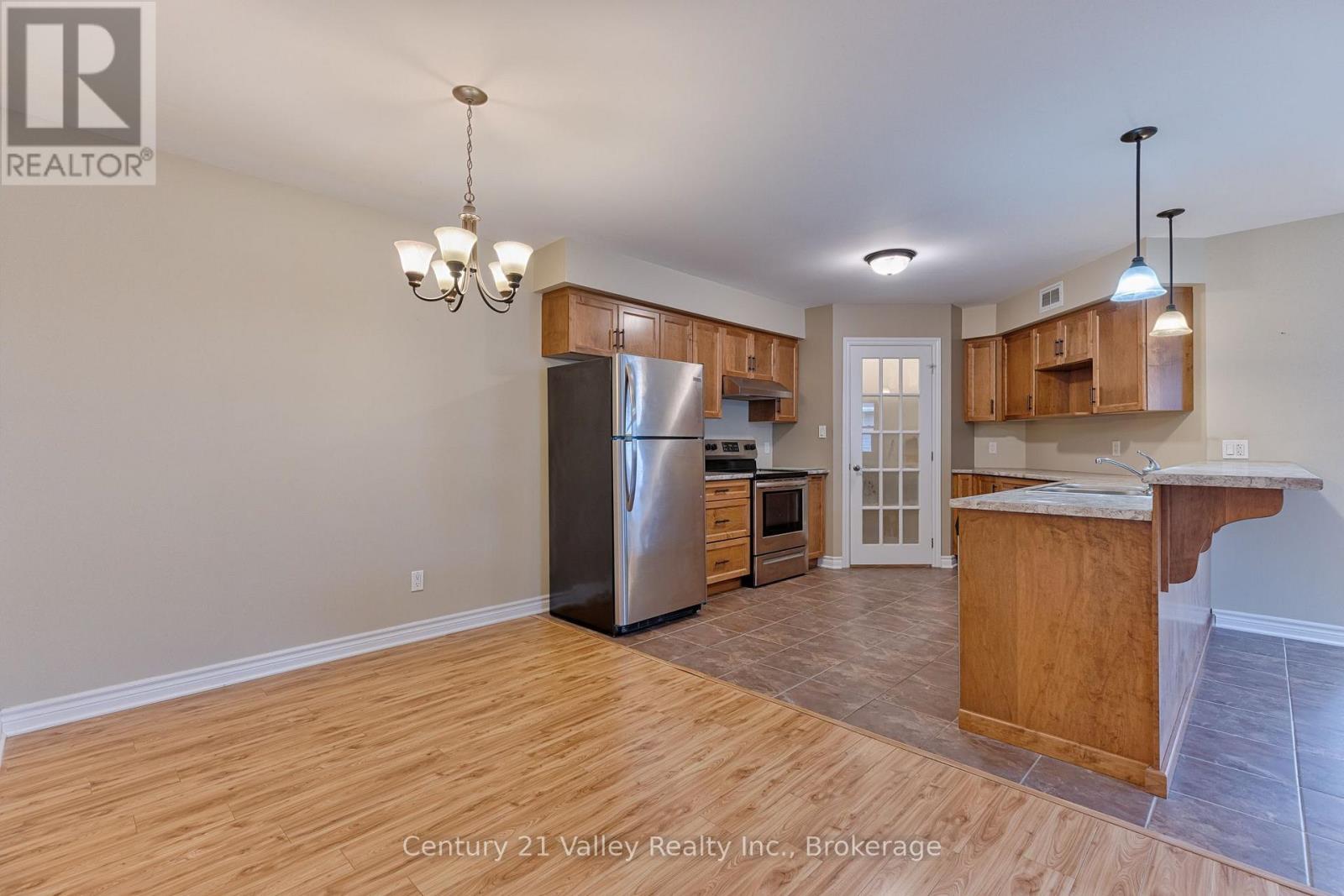 528b Wellington Street, Bonnechere Valley, Ontario K0J 1T0 - Photo 6 - X13711016