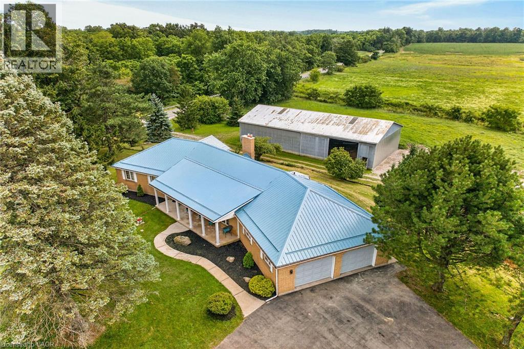 7011 Dickenson Road E, Mount Hope, Ontario  L0R 1W0 - Photo 3 - 40857952