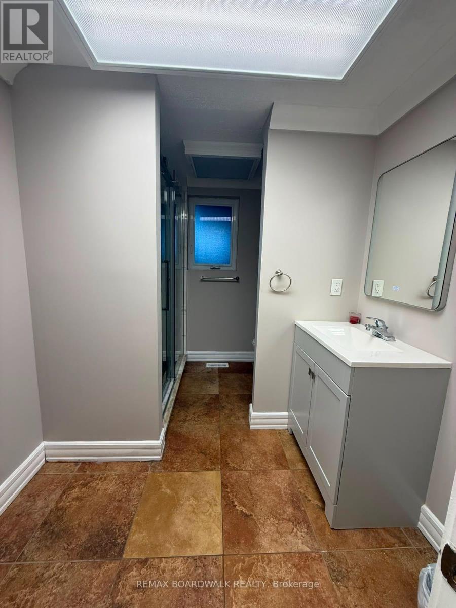 921 Notre Dame Street, Russell, Ontario  K0A 1W0 - Photo 18 - X13711042