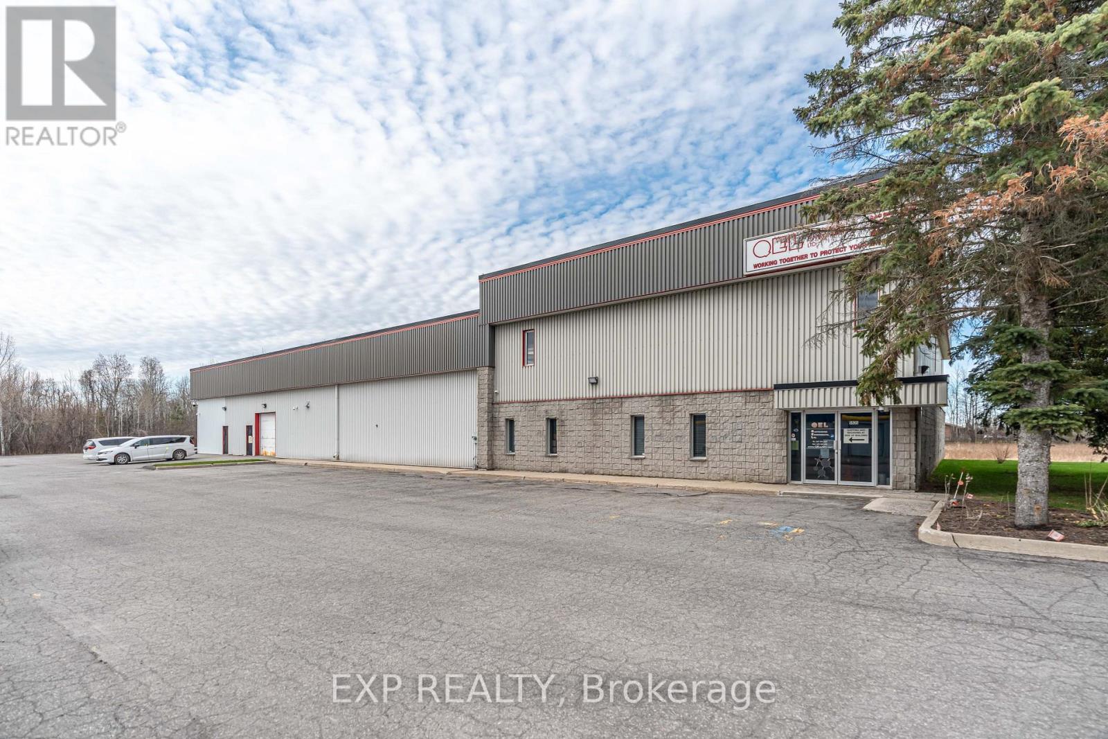 5935 OTTAWA STREET, Ottawa, Ontario