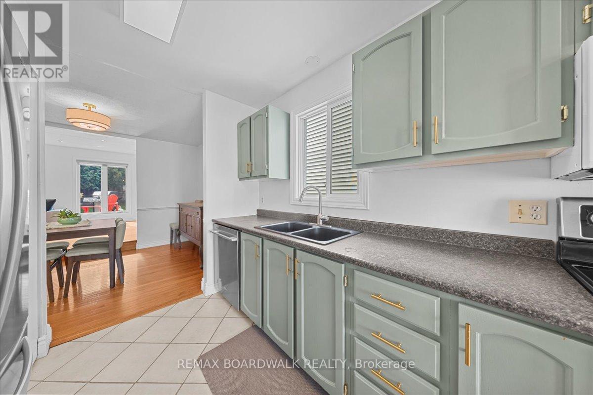 6584 Legault Street, Ottawa, Ontario  K1C 2Z1 - Photo 10 - X13711164