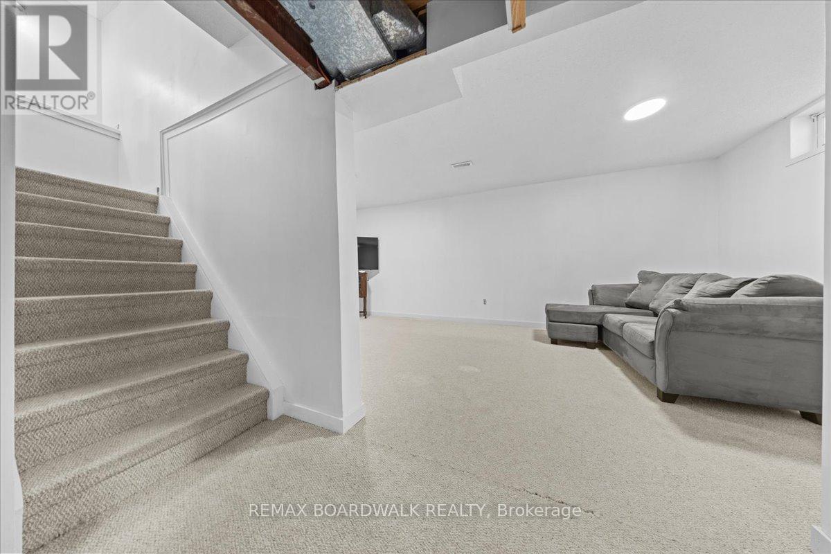 6584 Legault Street, Ottawa, Ontario  K1C 2Z1 - Photo 31 - X13711164