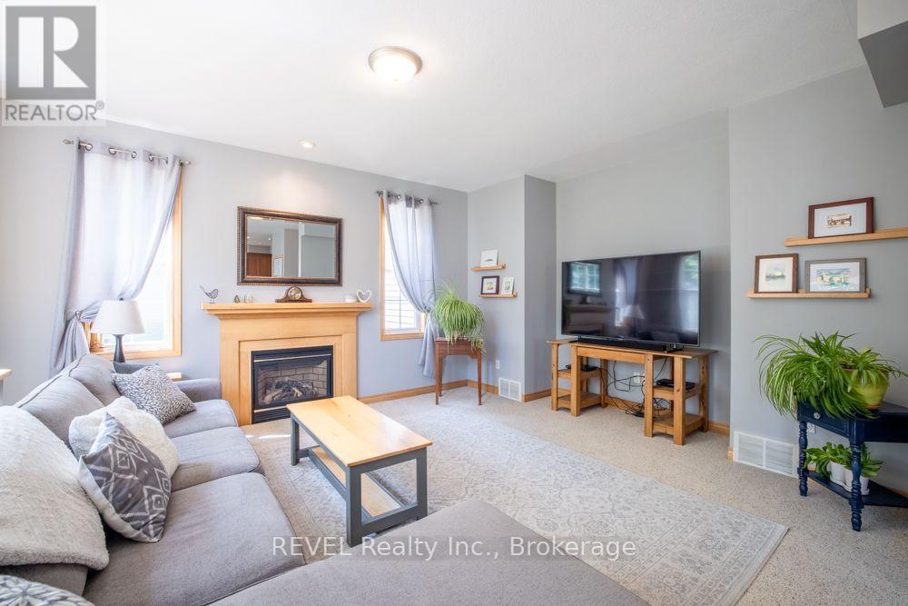 3305 Hyman Avenue, Fort Erie, Ontario  L0S 1N0 - Photo 10 - X13711050